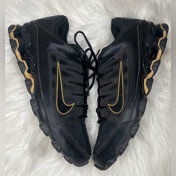 Nike Training Reax 8 TR Black Metallic Gold Mens Shoes Size 11.5 - Picture 2 of 14